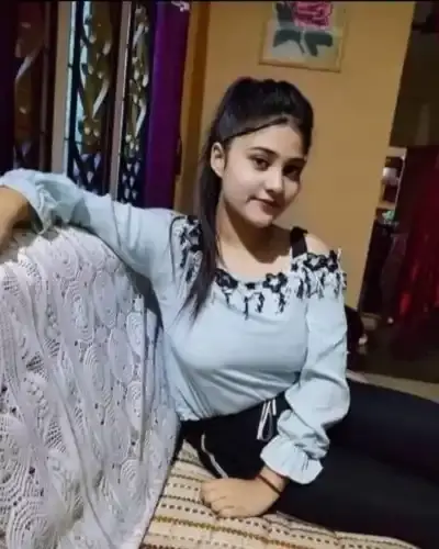 Call Girls Service in Himayatnagar